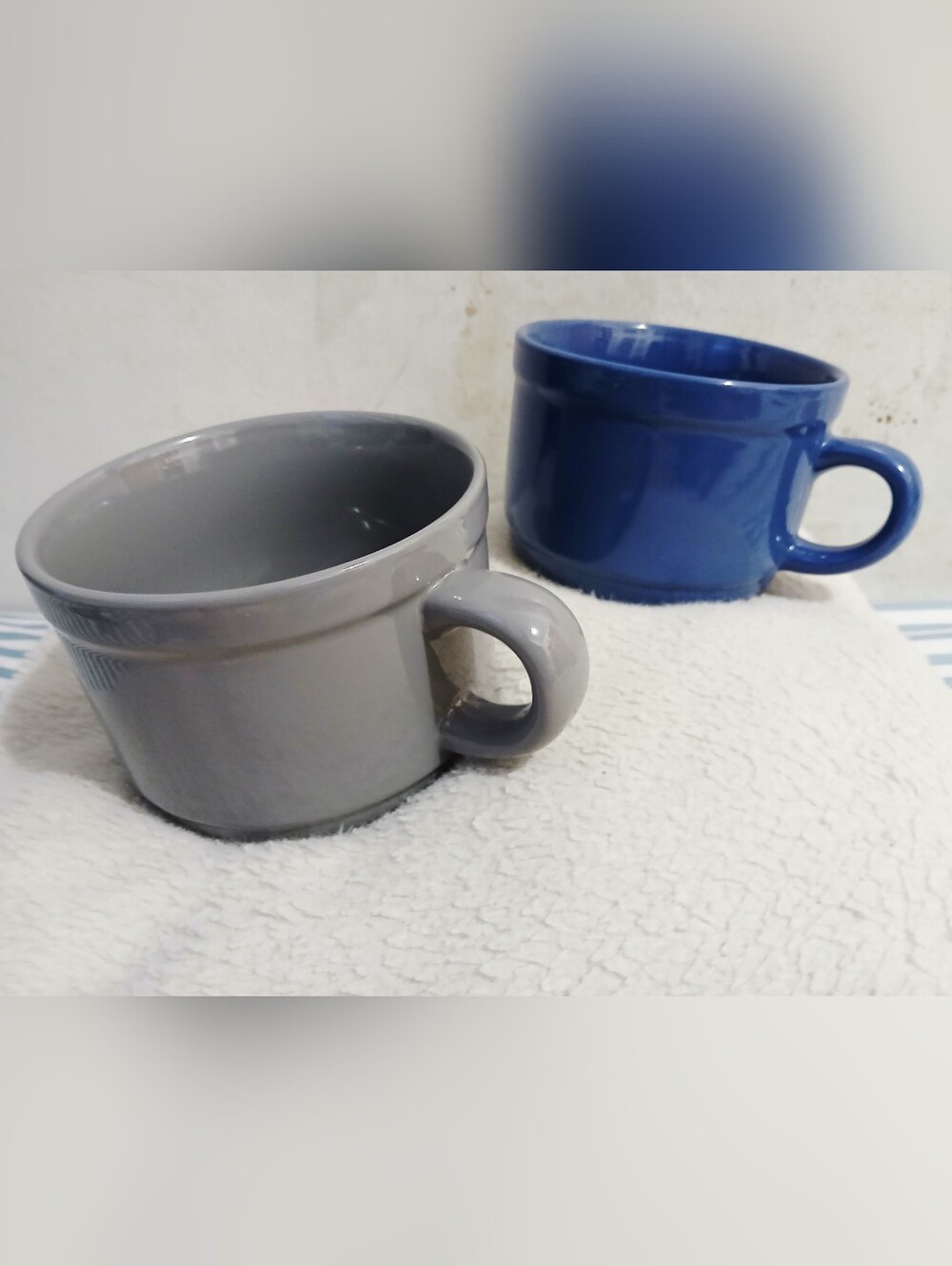 Large Gray and Blue Ceramic Mug Set. Like New.
